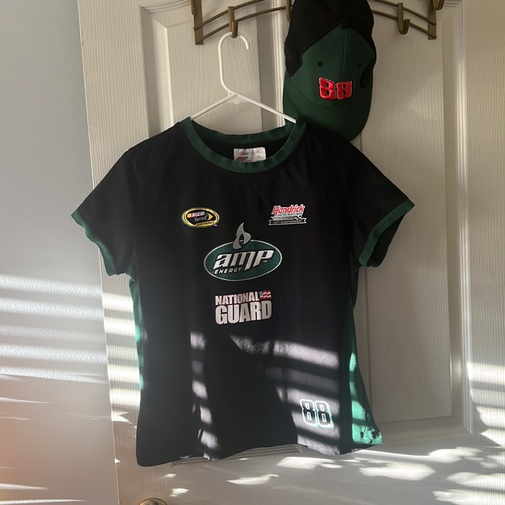 Dale Earnhardt Jr Nascar Ladies collection XL with Nascar Chase Authentics Cap